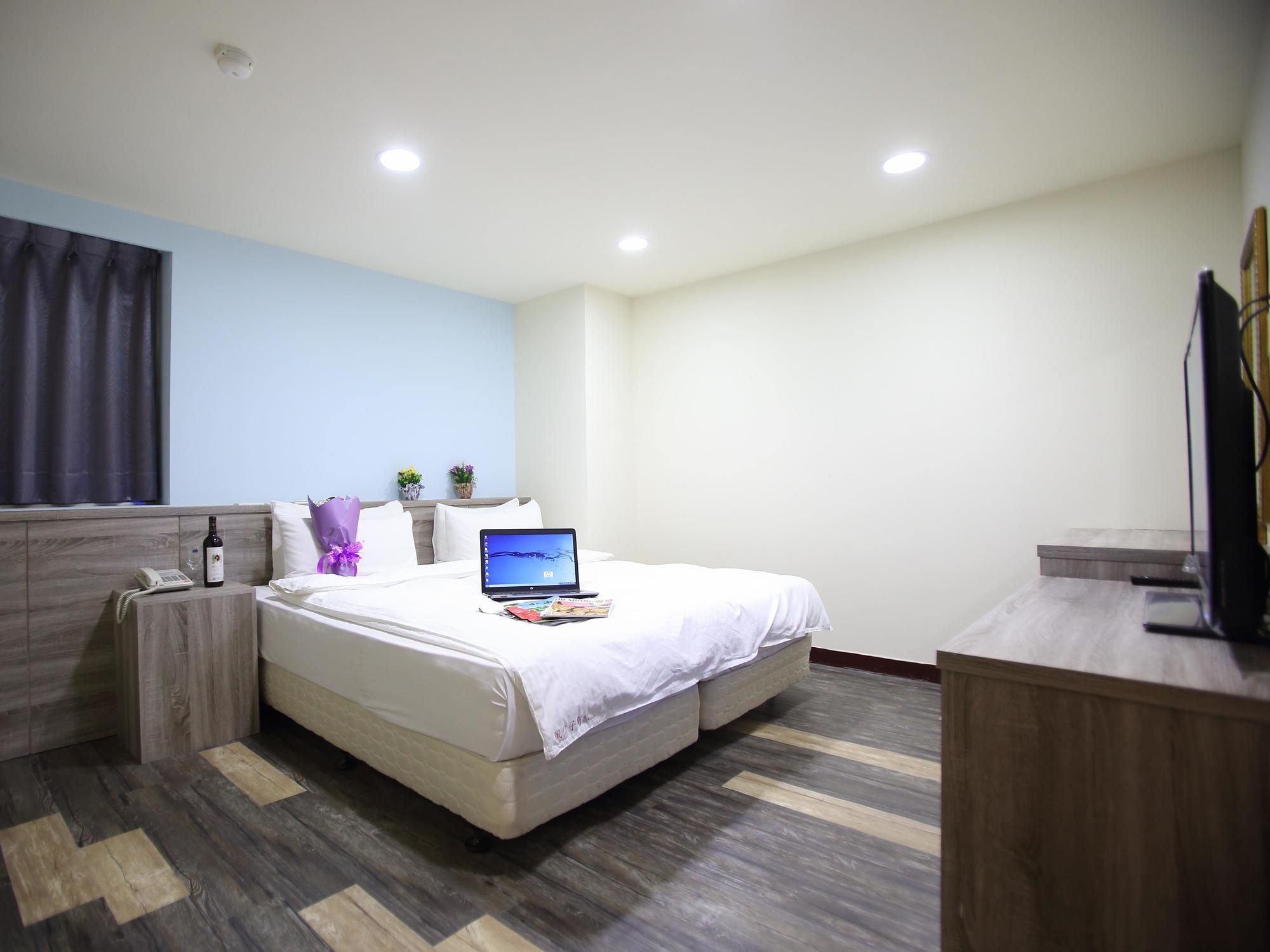 心園生活旅店 Xin Yuan Hotel Hsinchu City Exterior photo
