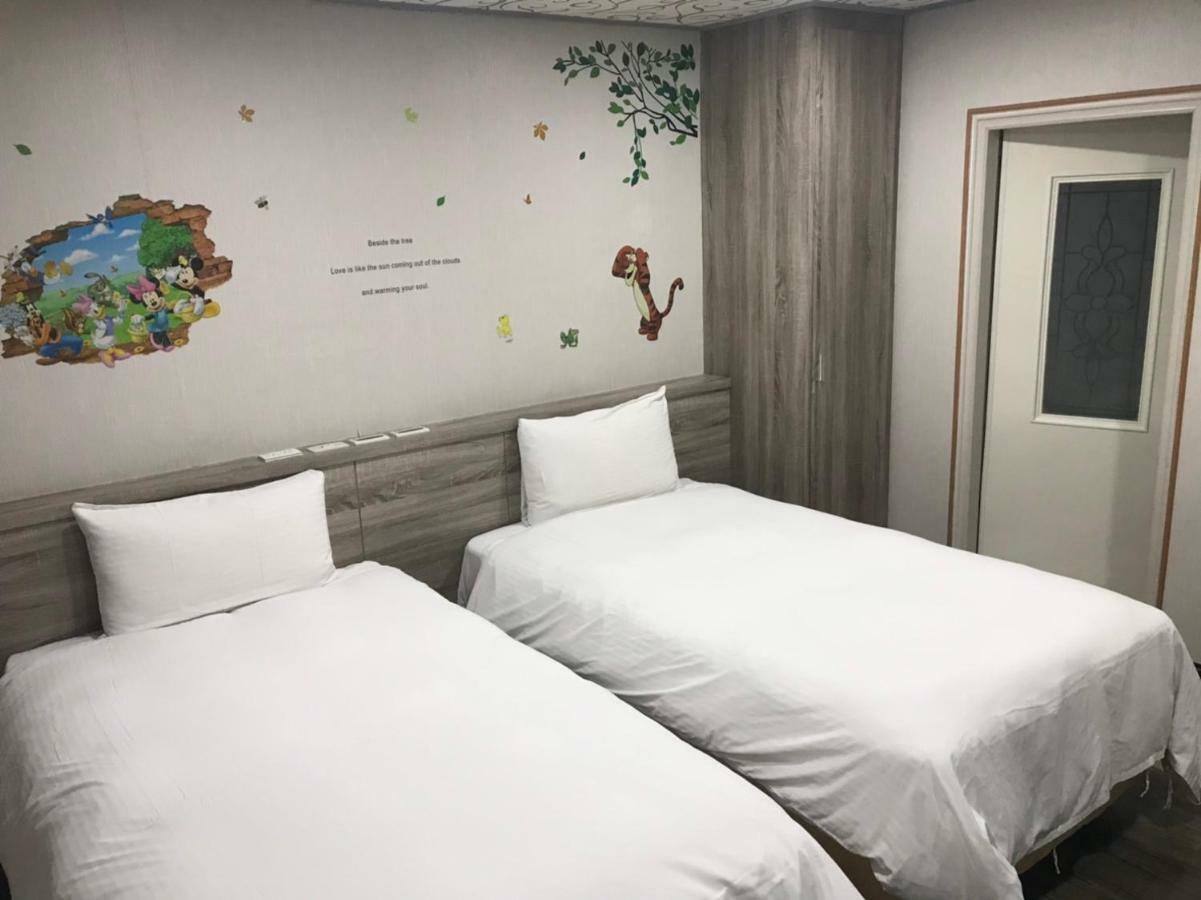 心園生活旅店 Xin Yuan Hotel Hsinchu City Exterior photo